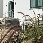 Modernes Apartment, Terrasse Und Garten Am Lilienthalpark Im Suedwesten Berlins