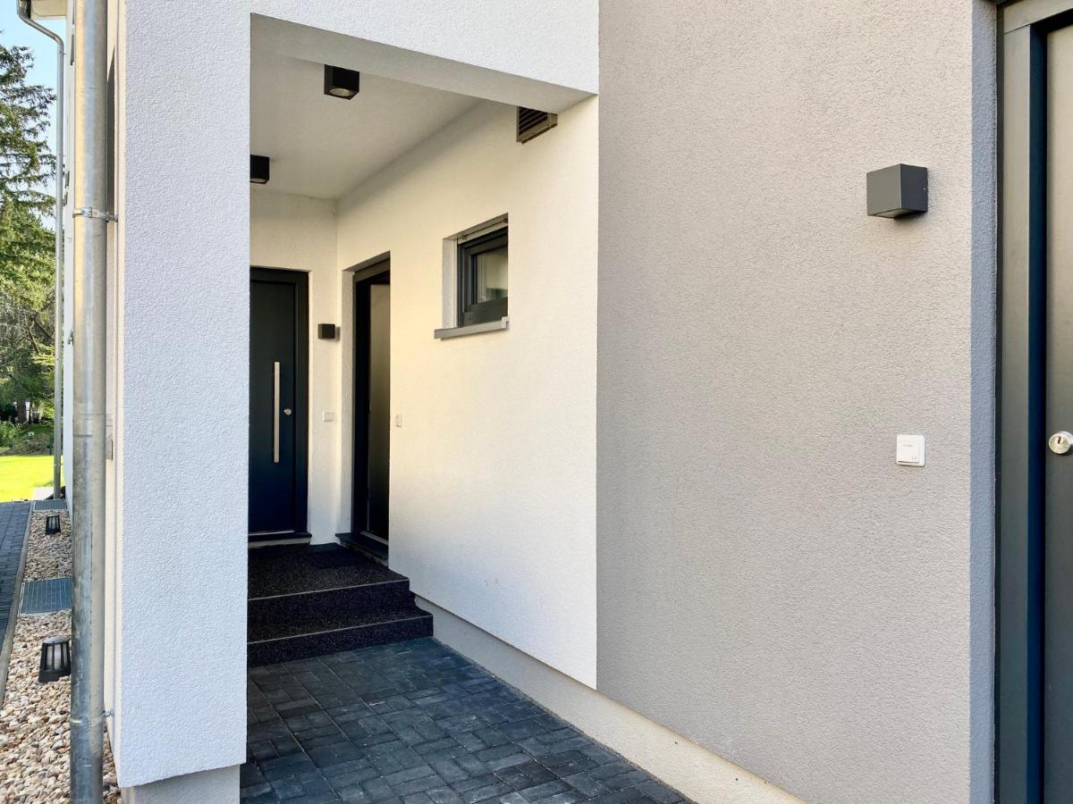 Modernes Apartment, Terrasse Und Garten Am Lilienthalpark Im Suedwesten Berlins Appartement
