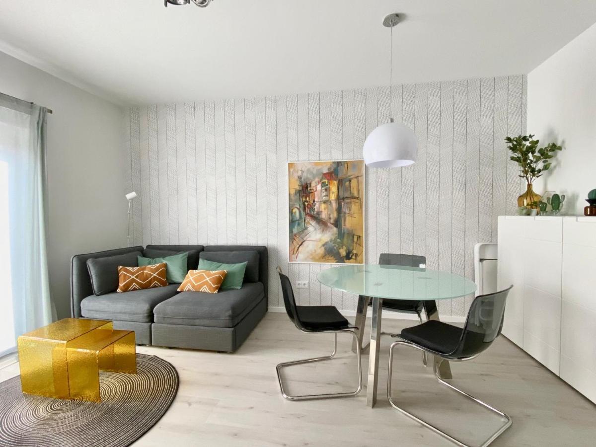 Modernes Apartment, Terrasse Und Garten Am Lilienthalpark Im Suedwesten Berlins Appartement Berlijn